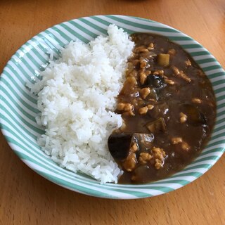 鶏むね肉とナスのカレー